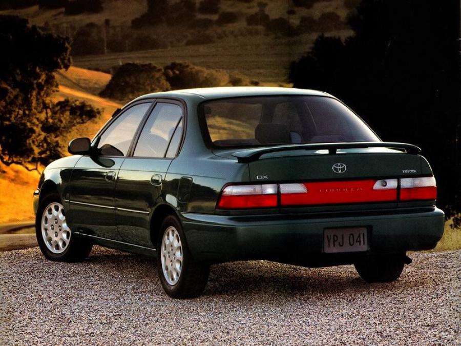  Toyota Corolla Sedan 1996 года  (NA) (фото 4 из 8)